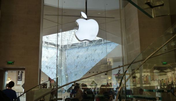 apple store louvre