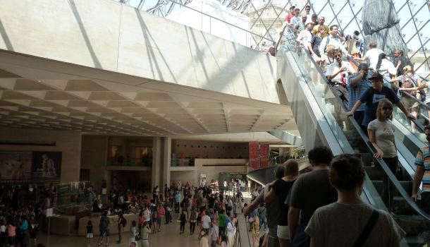 louvre piramide