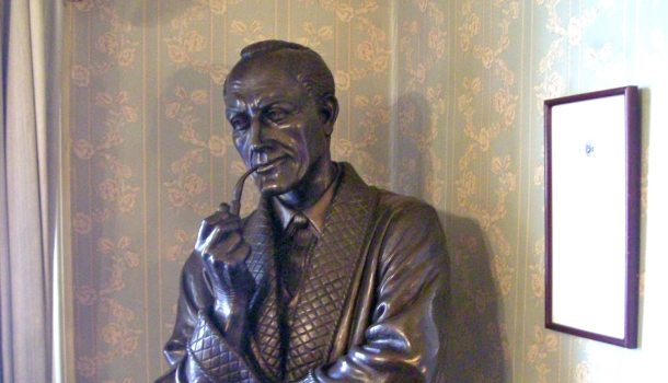 Busto di Sherlock Holmes