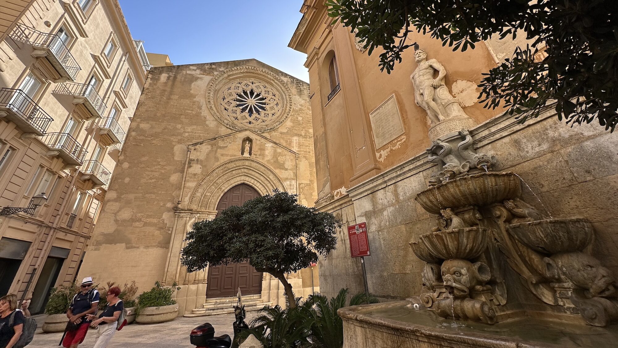 trapani e la statua di saturno